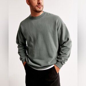 Abercrombie & Fitch Soft AF Fleece Sweatshirt - Men’s XS - Washed Blue